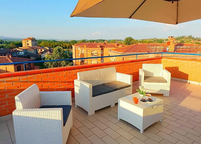 Siena Appartamento Con Splendido Terrazzo
